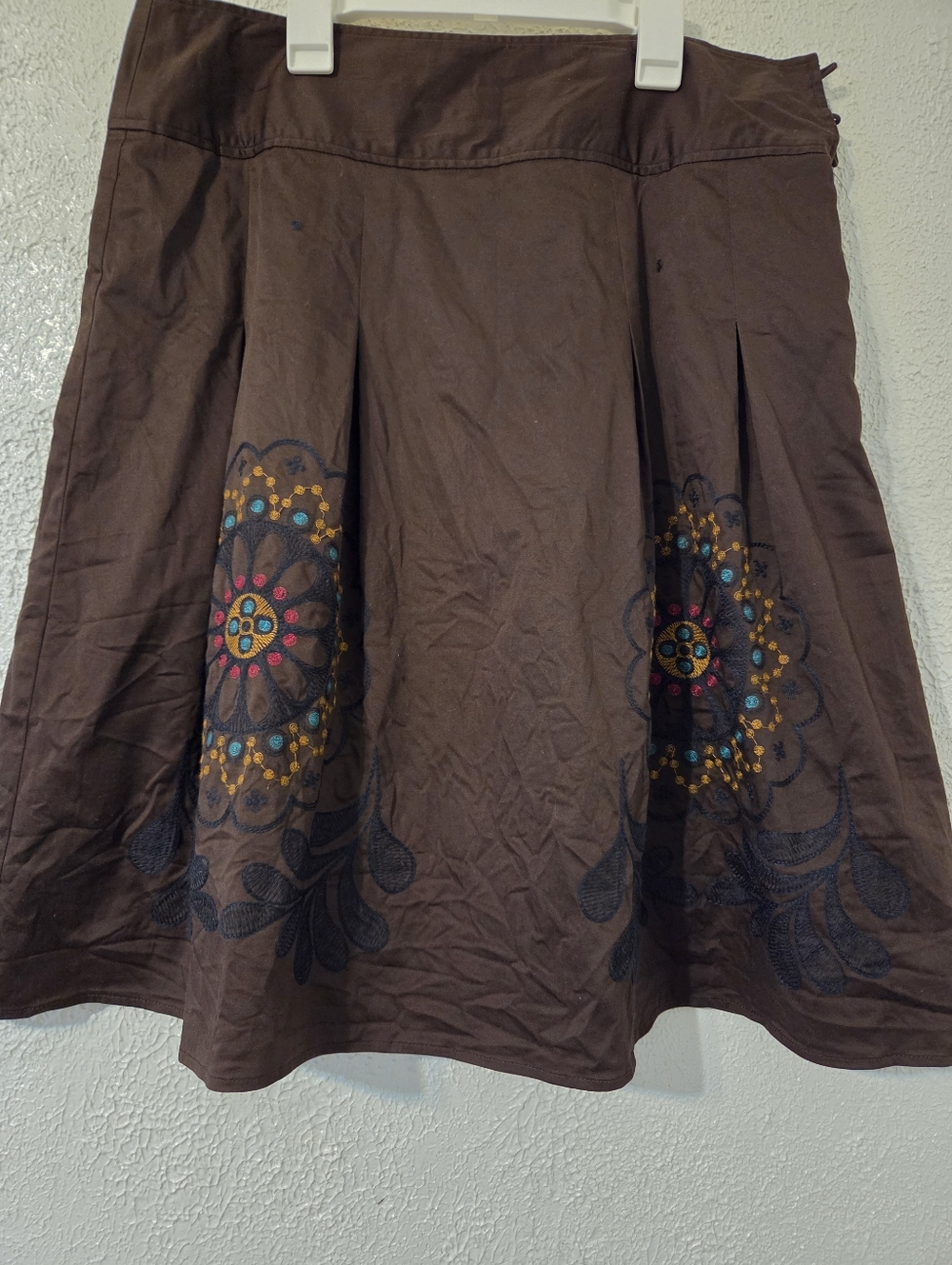 WD.NY Brown A-Line Skirt with Colorful Embroidery